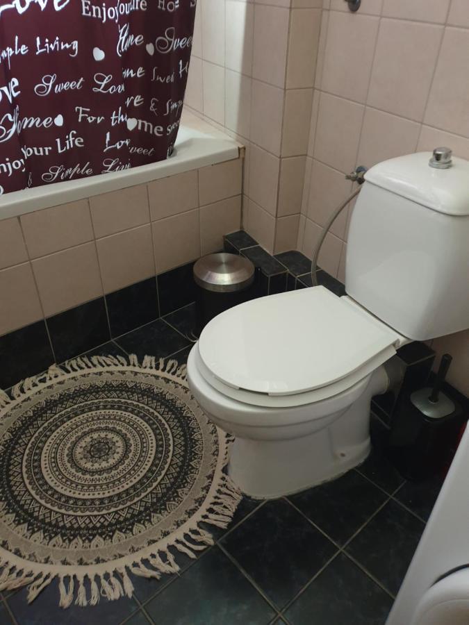 Comfortable Apartment In The Center Of Volos Very Close To The Port Екстер'єр фото