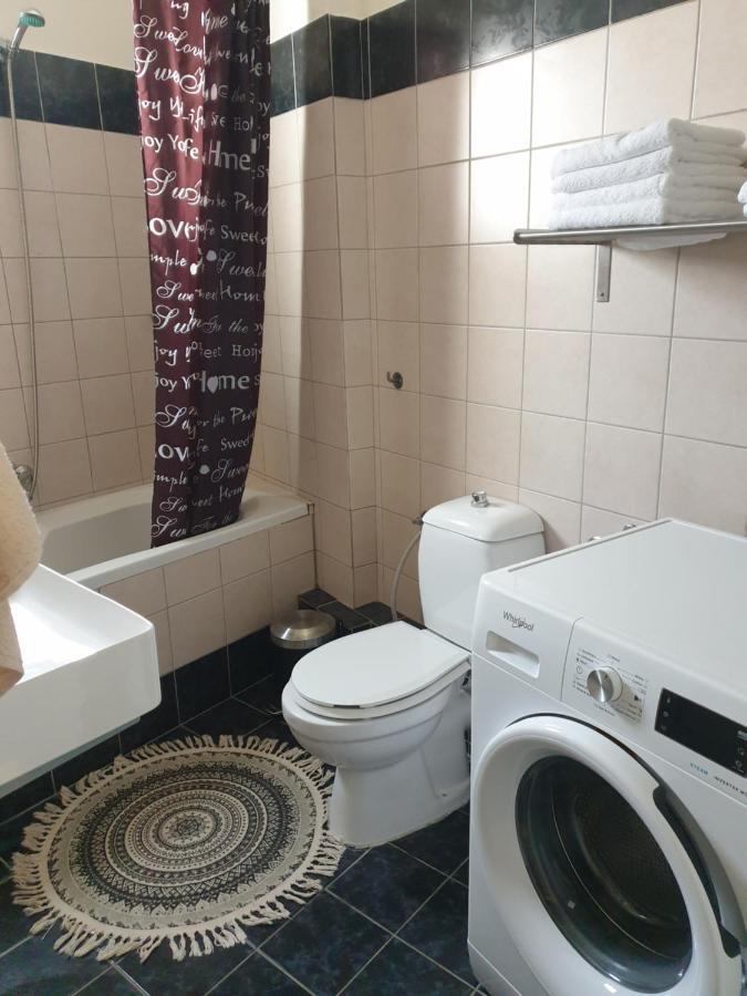Comfortable Apartment In The Center Of Volos Very Close To The Port Екстер'єр фото