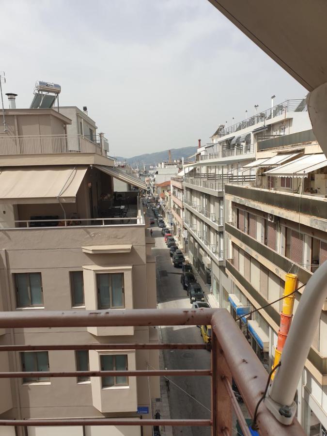 Comfortable Apartment In The Center Of Volos Very Close To The Port Екстер'єр фото
